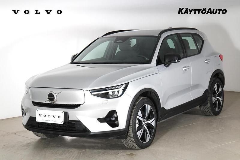 Käytetty Volvo XC40 Plus 169 kW (231 HP) 2023 Silver dawn met Katumaasturi
