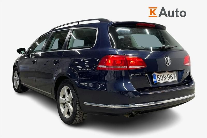 Käytetty VW Passat Comfortline 105 HP (77 kW) 2011 Sininen Farmari