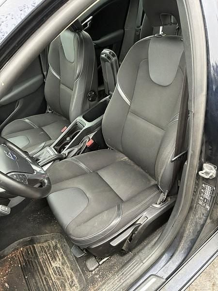 Käytetty Volvo V40 Business Edition 152 HP (111 kW) 2016 Viistoperä