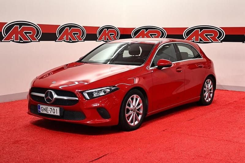 Punainen Käytetty 2018 Mercedes A200 Progressive Viistoperä | 18 900 € (Perustarjous) - Kuva 1/4
