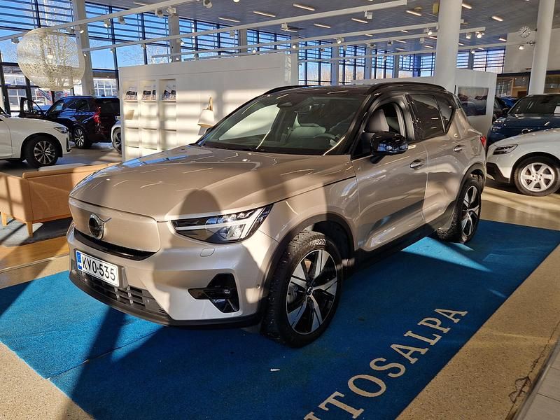 Käytetty Volvo XC40 Ultimate 300 kW (408 HP) 2024 Katumaasturi