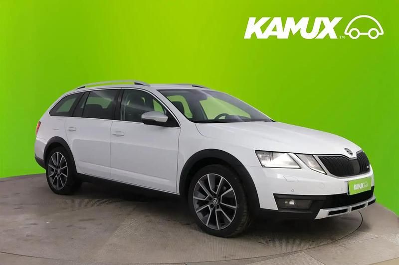 Valkoinen Käytetty 2018 Skoda Octavia Farmari | 14 440 € (Perustarjous) - Kuva 1/4