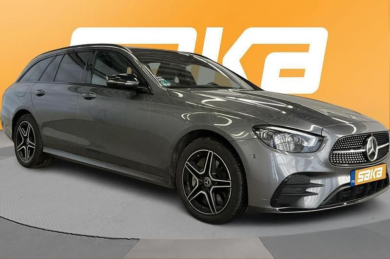 Käytetty Mercedes E300 AMG 306 HP (225 kW) 2023 Farmari