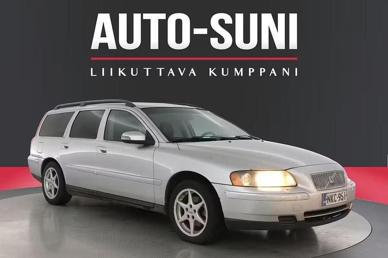 Harmaa Käytetty 2007 Volvo V70 Standard Farmari | 2 900 € (Supertarjous) - Kuva 1/4