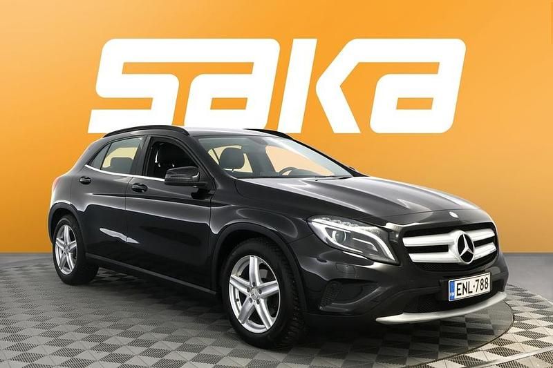 Käytetty 2015 Mercedes GLA180 Business Katumaasturi | 16 900 € (Perustarjous) - Kuva 1/3