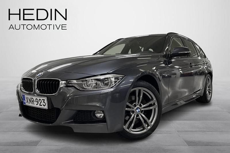 Harmaa Käytetty 2018 BMW 320 M Sport Farmari | 24 500 € (Hieman kallis) - Kuva 1/3
