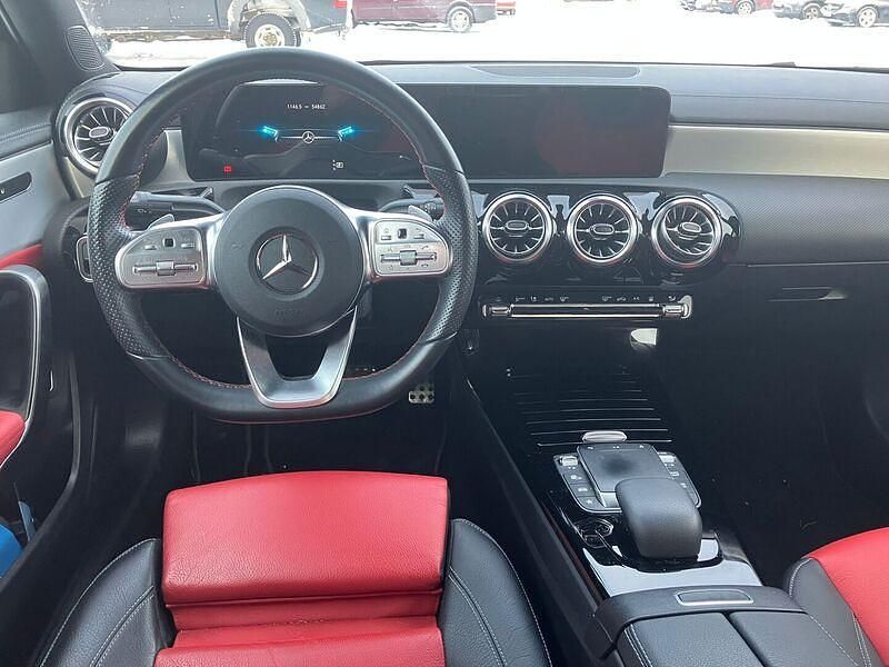 Käytetty Mercedes A180 Business 116 HP (85 kW) 2023 Sedan