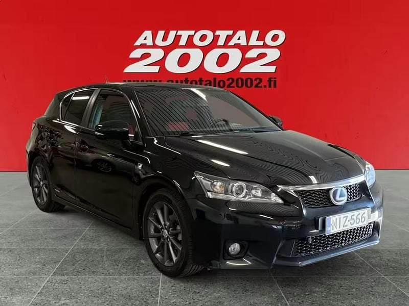 Musta Käytetty 2012 Lexus CT200h Sport Line Viistoperä | 13 590 € (Perustarjous) - Kuva 1/4