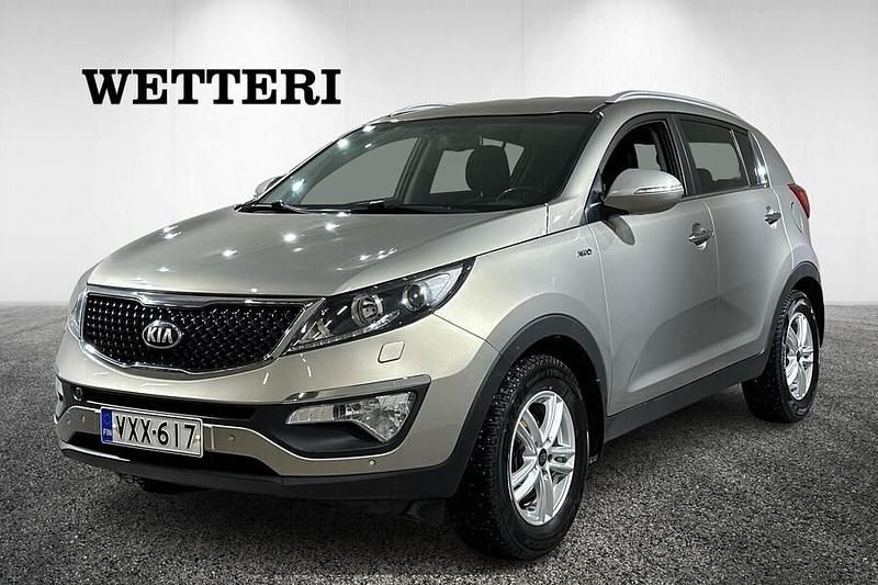 Hopea Käytetty 2015 Kia Sportage EX Katumaasturi | 15 900 € (Hyvä tarjous) - Kuva 1/4