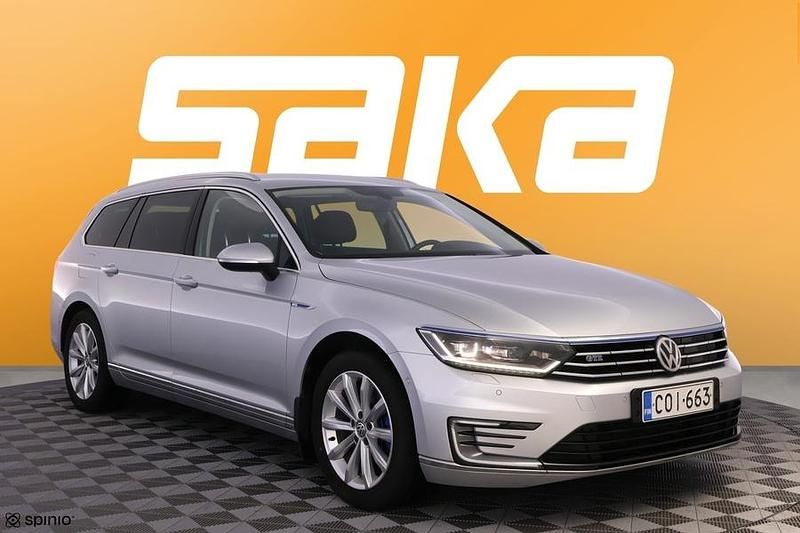 Käytetty 2016 VW Passat GTE Farmari | 9 890 € (Perustarjous) - Kuva 1/3