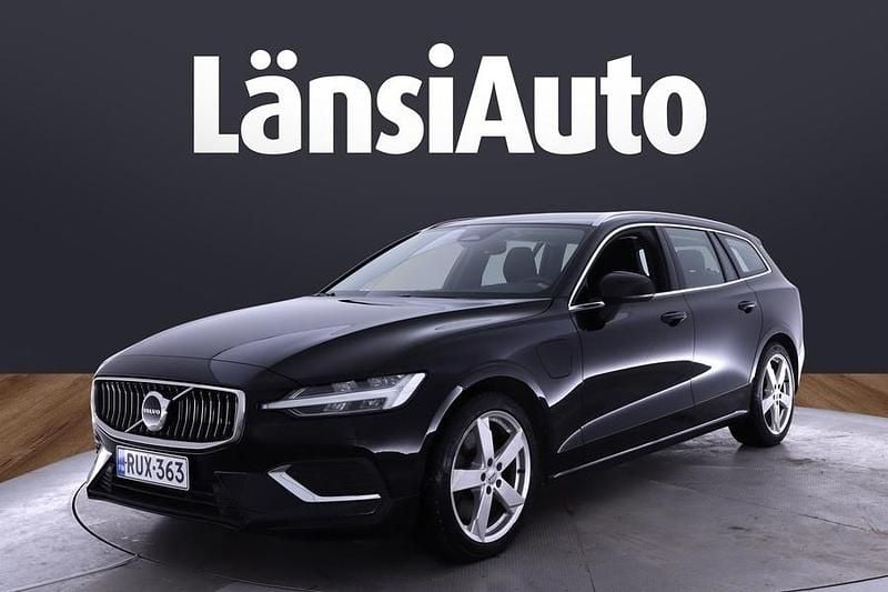 Käytetty 2023 Volvo V60 Plus Farmari | 32 640 € (Supertarjous) - Kuva 1/1