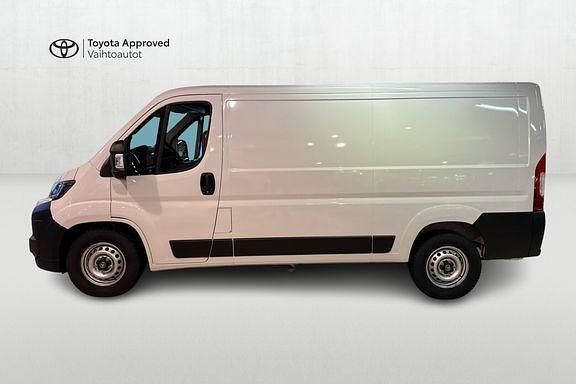 Uusi Toyota Proace 140 HP (102 kW) 2025 Valkoinen Tila-auto