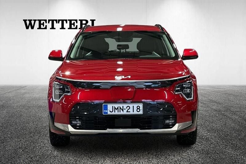 Käytetty Kia e-Niro Premium 150 kW (204 HP) 2022 Punainen Katumaasturi