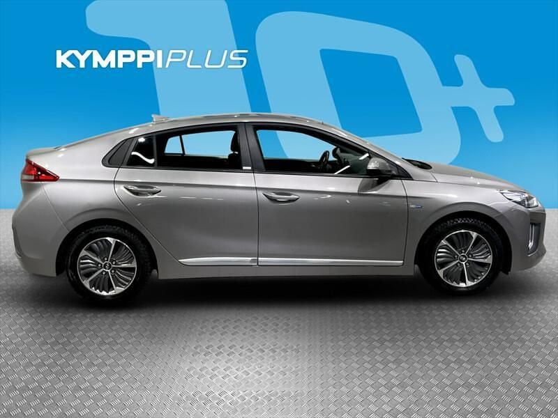 Käytetty Hyundai Ioniq Comfort 105 HP (77 kW) 2020 Viistoperä