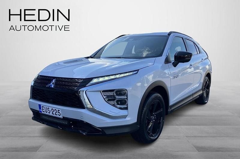 Valkoinen Käytetty 2025 Mitsubishi Eclipse Cross Edition Katumaasturi | 39 990 € - Kuva 1/4