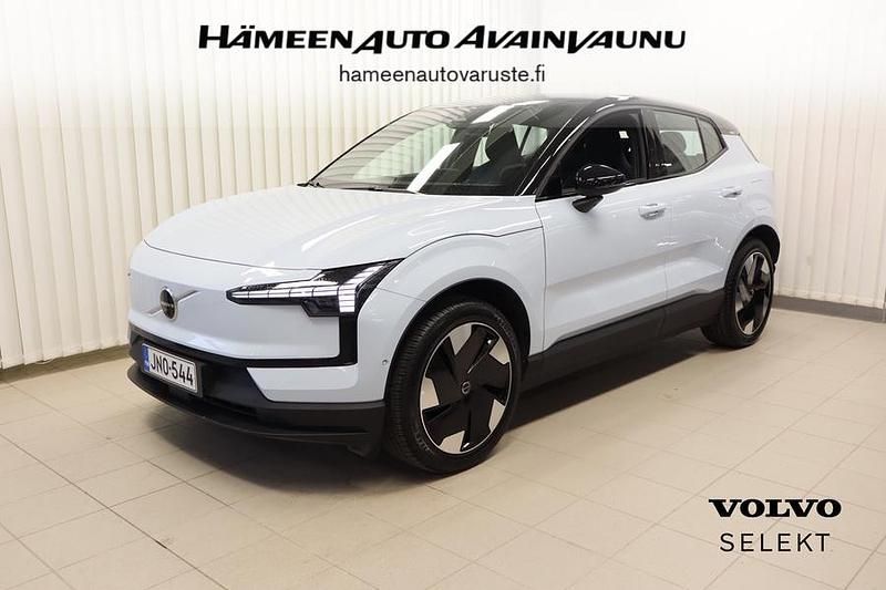 Sininen Käytetty 2025 Volvo EX30 Ultra Katumaasturi | 42 900 € (Hieman kallis) - Kuva 1/4