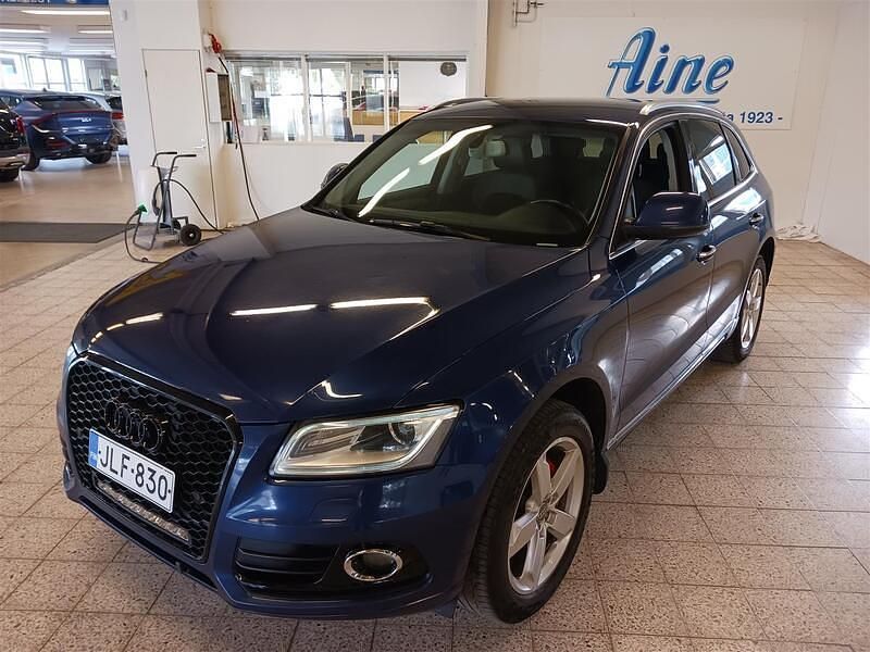 Käytetty Audi Q5 Business 190 HP (139 kW) 2014 Sininen Katumaasturi