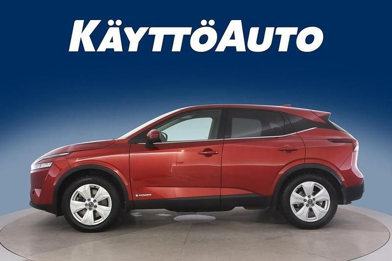 Käytetty Nissan Qashqai N-Connecta 190 HP (139 kW) 2023 Reddish orange Katumaasturi