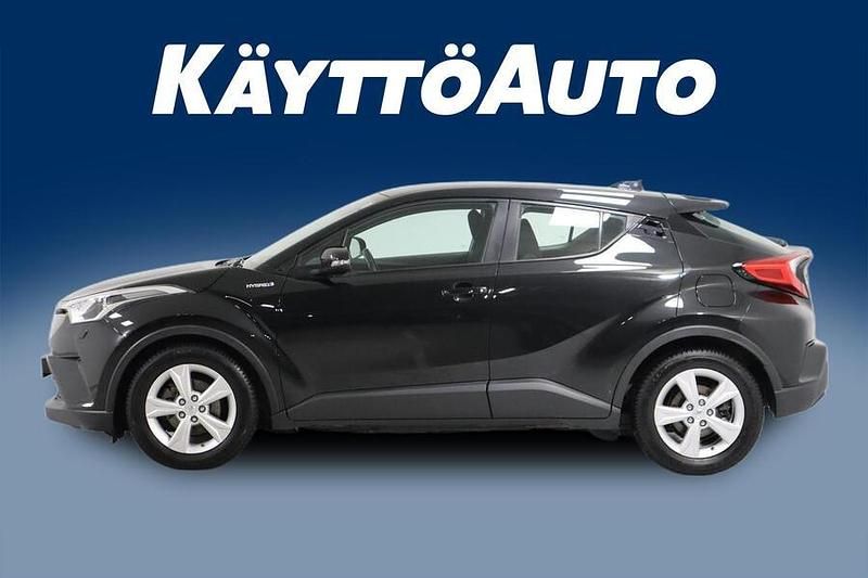 Käytetty Toyota C-HR Active 122 HP (89 kW) 2018 Musta Katumaasturi