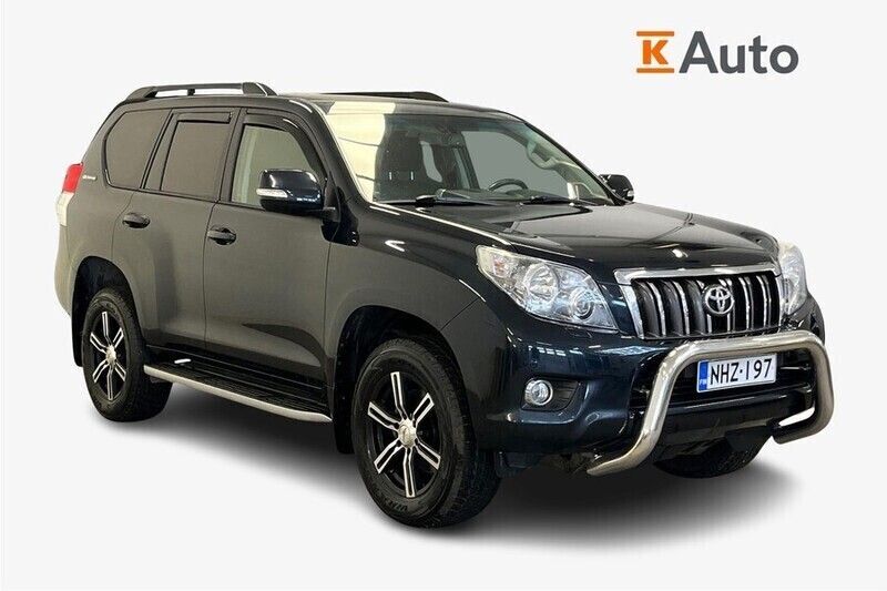 Harmaa Käytetty 2012 Toyota Land Cruiser Luxury Katumaasturi | 34 880 € (Hyvä tarjous) - Kuva 1/3