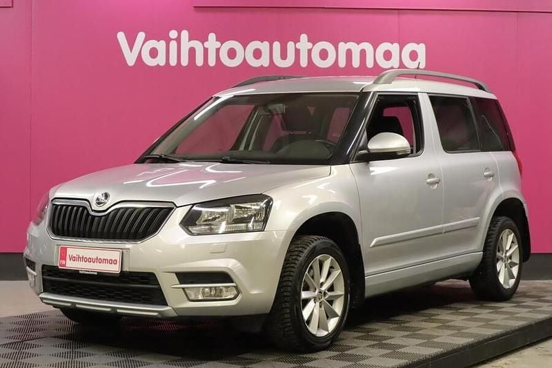 Käytetty Skoda Yeti Ambition 105 HP (77 kW) 2015 Katumaasturi