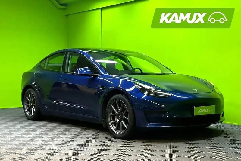 Sininen Käytetty 2021 Tesla Model 3 Standard Range Plus Sedan | 23 260 € (Perustarjous) - Kuva 1/4