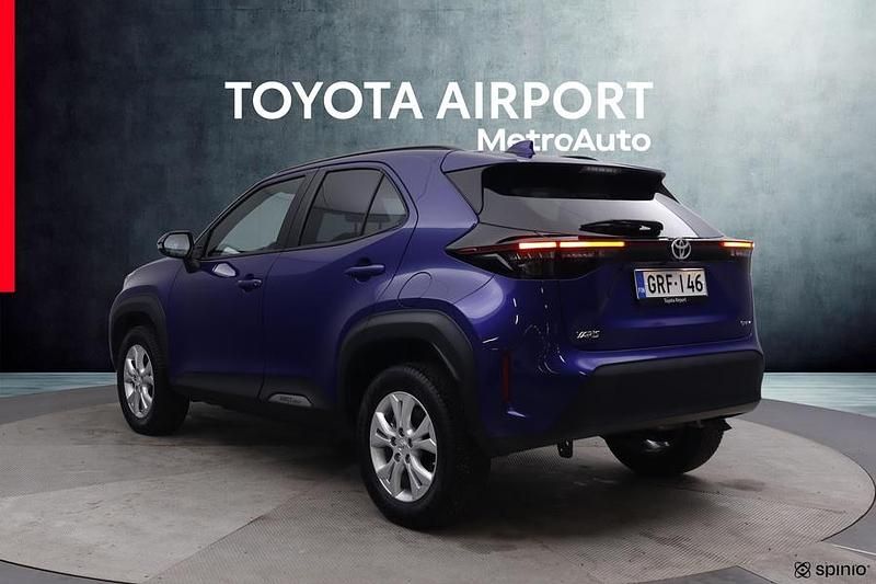 Käytetty Toyota Yaris Cross 116 HP (85 kW) 2024 Sininen Katumaasturi