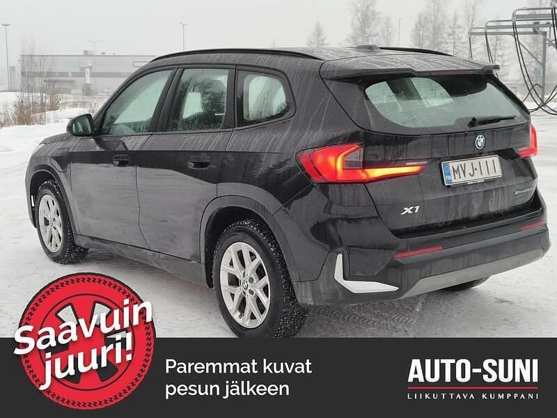 Käytetty BMW X1 245 HP (180 kW) 2024 Musta Katumaasturi