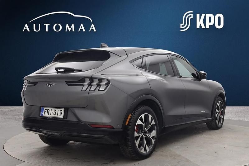 Käytetty Ford Mustang Mach-E Premium 216 kW (294 HP) 2025 Harmaa Katumaasturi