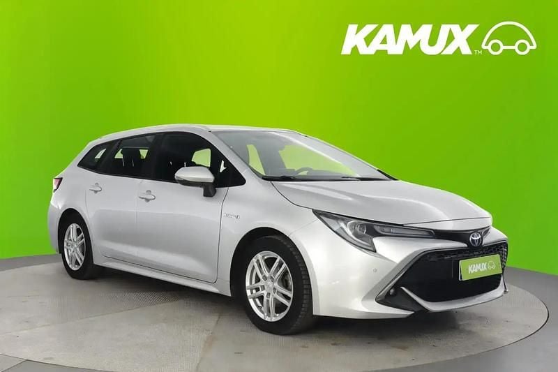Hopea / harmaa Käytetty 2022 Toyota Corolla Active Farmari | 21 800 € (Hyvä tarjous) - Kuva 1/4