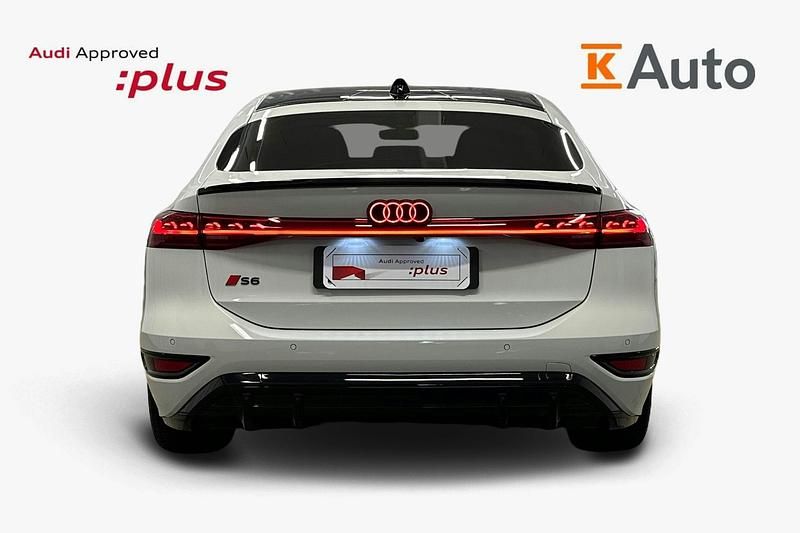 Käytetty Audi e-tron Sportback Design 364 kW (496 HP) 2025 Valkoinen Katumaasturi