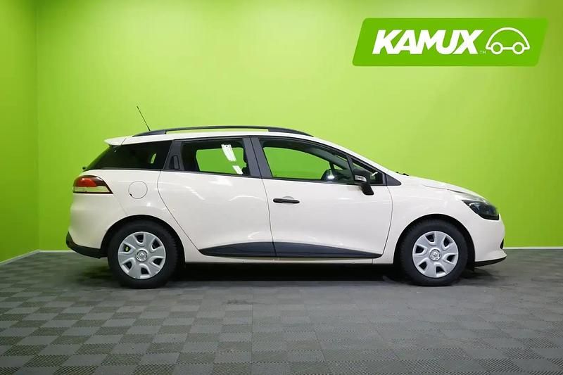 Käytetty Renault Clio GrandTour Authentique 73 HP (53 kW) 2015 Valkoinen Farmari