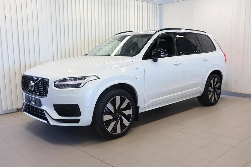Valkoinen Käytetty 2025 Volvo XC90 Performance Katumaasturi | 92 900 € - Kuva 1/4