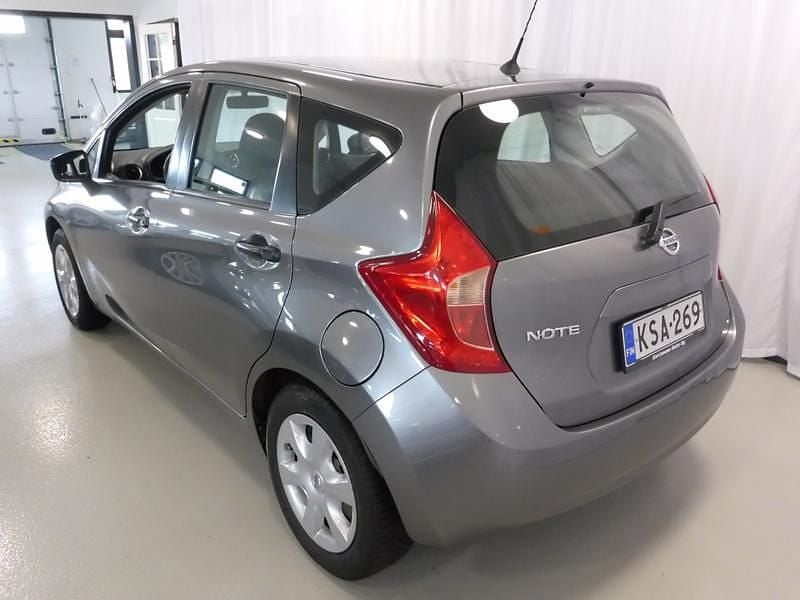 Käytetty Nissan Note Visia 80 HP (58 kW) 2016 Harmaa Tila-auto