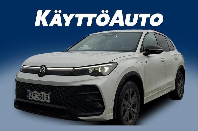Oryxweiss Käytetty 2025 VW Tiguan R-line Edition Katumaasturi | 53 900 € - Kuva 1/1