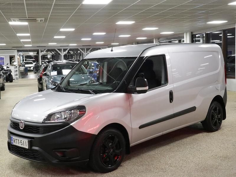 Hopea Käytetty 2018 Fiat Doblò Tila-auto | 8 990 € - Kuva 1/4