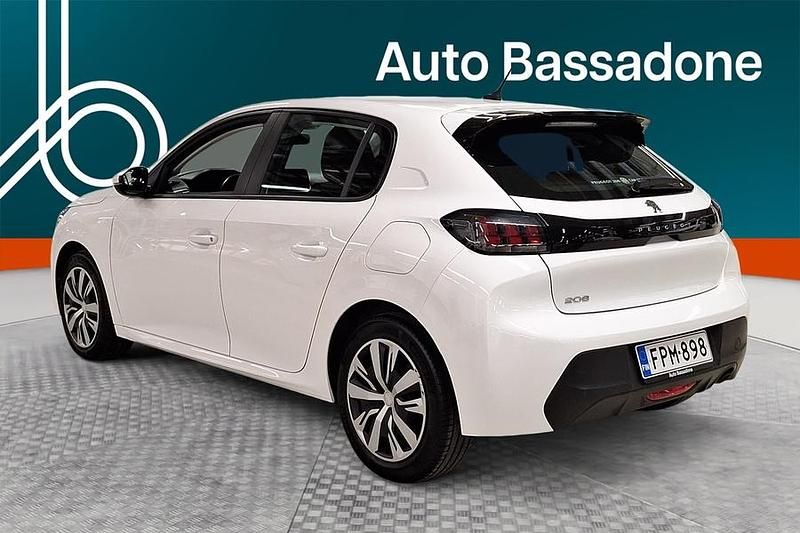 Käytetty Peugeot 208 Active 101 HP (74 kW) 2020 Viistoperä