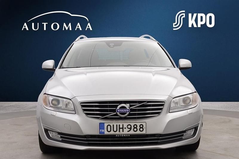 Käytetty Volvo V70 Summum 181 HP (133 kW) 2014 Harmaa Farmari
