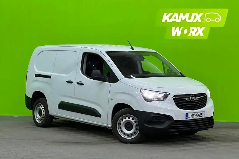 Valkoinen Käytetty 2024 Opel Combo Comfort Tila-auto | 23 900 € (Perustarjous) - Kuva 1/4