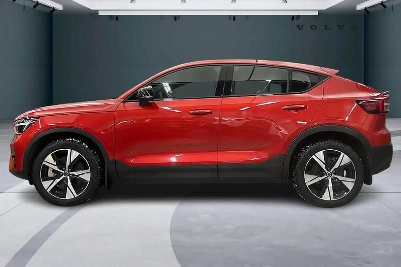 Käytetty Volvo C40 Plus 169 kW (231 HP) 2023 Punainen Katumaasturi