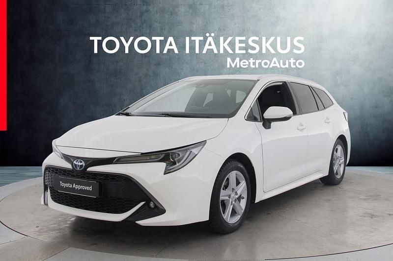 Valkoinen Käytetty 2023 Toyota Corolla Edition Farmari | 26 790 € (Perustarjous) - Kuva 1/4