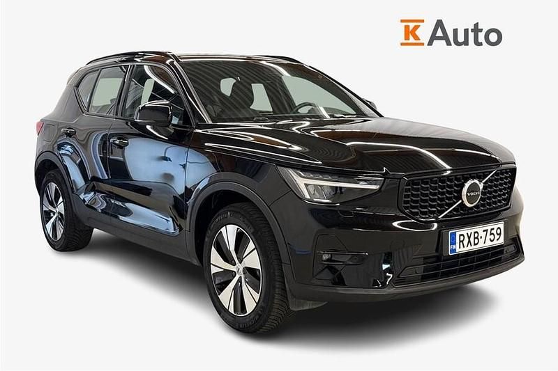 Käytetty 2023 Volvo XC40 Plus Katumaasturi | 36 290 € (Perustarjous) - Kuva 1/3
