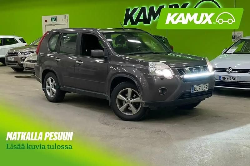 Käytetty Nissan X-Trail SE 150 HP (110 kW) 2011 Hopea / harmaa Katumaasturi