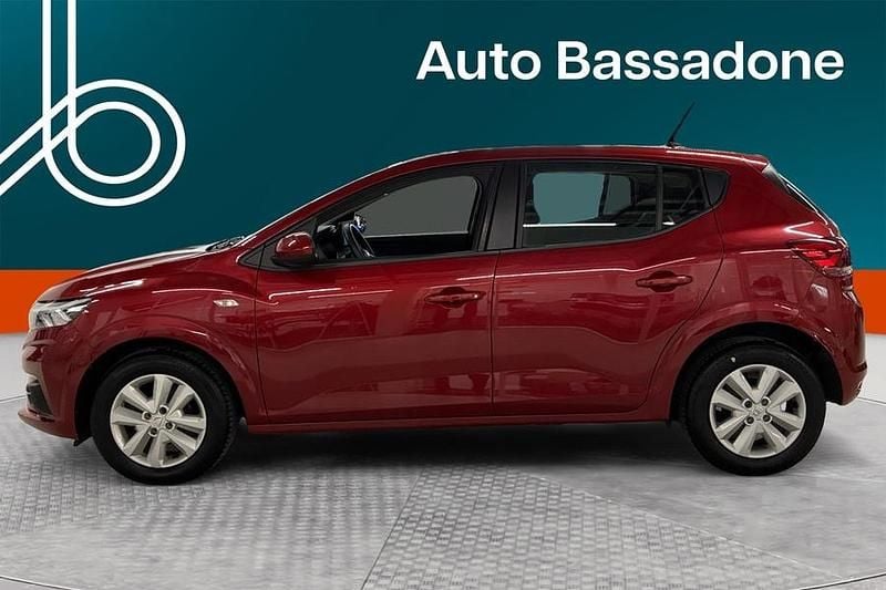 Käytetty Dacia Sandero Comfort 91 HP (66 kW) 2022 Viistoperä