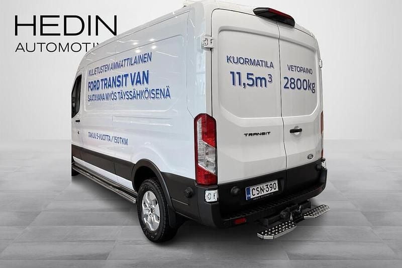 Käytetty Ford Transit Trend 129 HP (94 kW) 2025 Valkoinen Van
