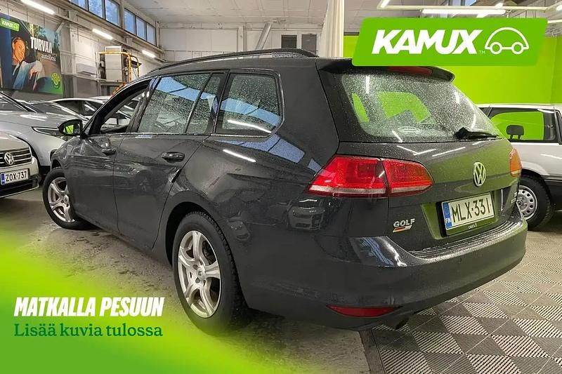 Käytetty VW Golf VII Comfortline 105 HP (77 kW) 2014 Hopea / harmaa Farmari