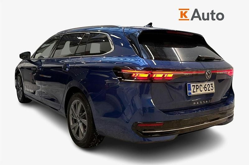 Käytetty VW Passat Business 272 HP (200 kW) 2025 Sininen Farmari