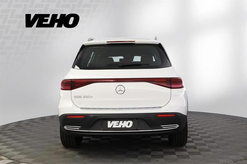 Uusi Mercedes EQB250+ Business 139 kW (190 HP) 2025 Katumaasturi