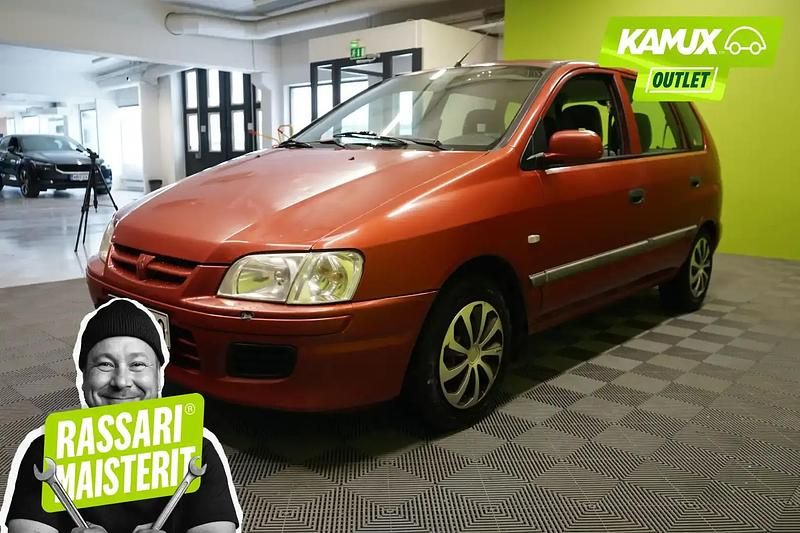 Käytetty Mitsubishi Space Star 98 HP (72 kW) 2002 Punainen Tila-auto