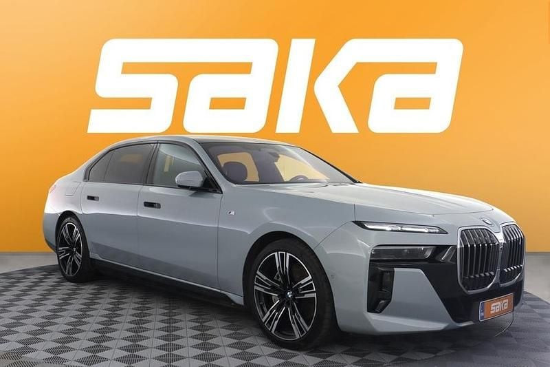 Käytetty 2022 BMW i7 M Sport Sedan | 79 900 € - Kuva 1/3